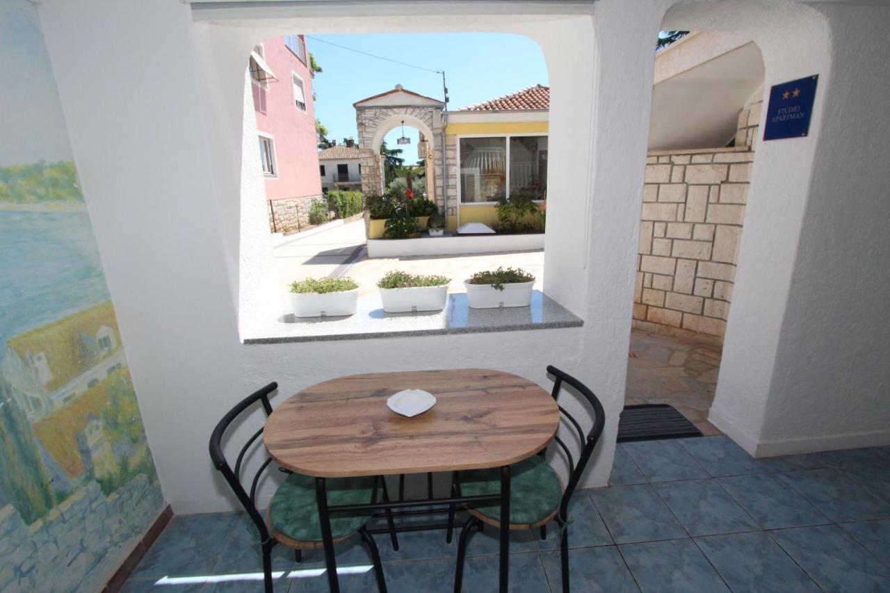 Apartments Knezovic Rovinj Rom bilde